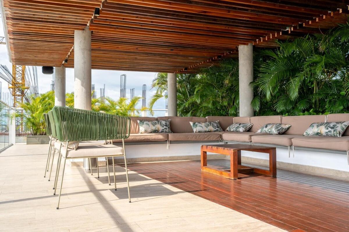 Apartamento Modern Near The With Jacuzzi,